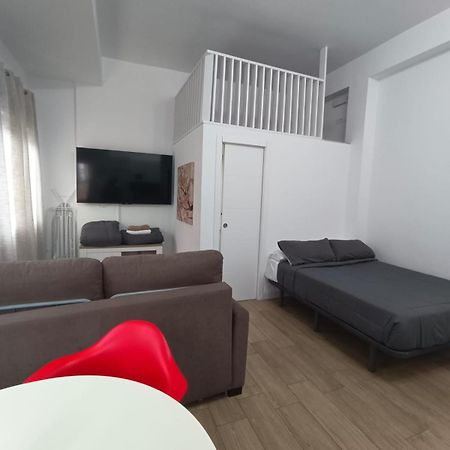 Rockside Residences Suites La Linea La Línea de la Concepción Esterno foto